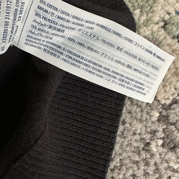 Abercrombie Kids Boys XL V Neck Sweater Black Blue Moose Logo  Front vguc - Picture 5 of 5